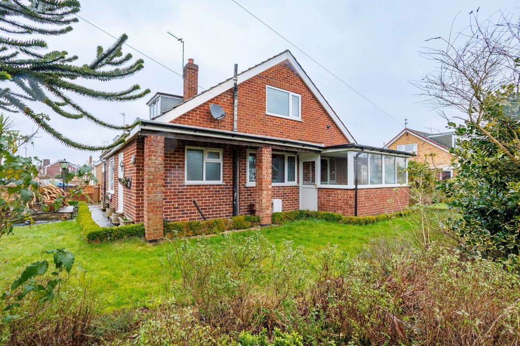 Property photo 3 of 19