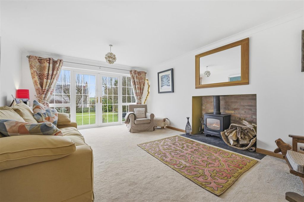 Property photo 3 of 29