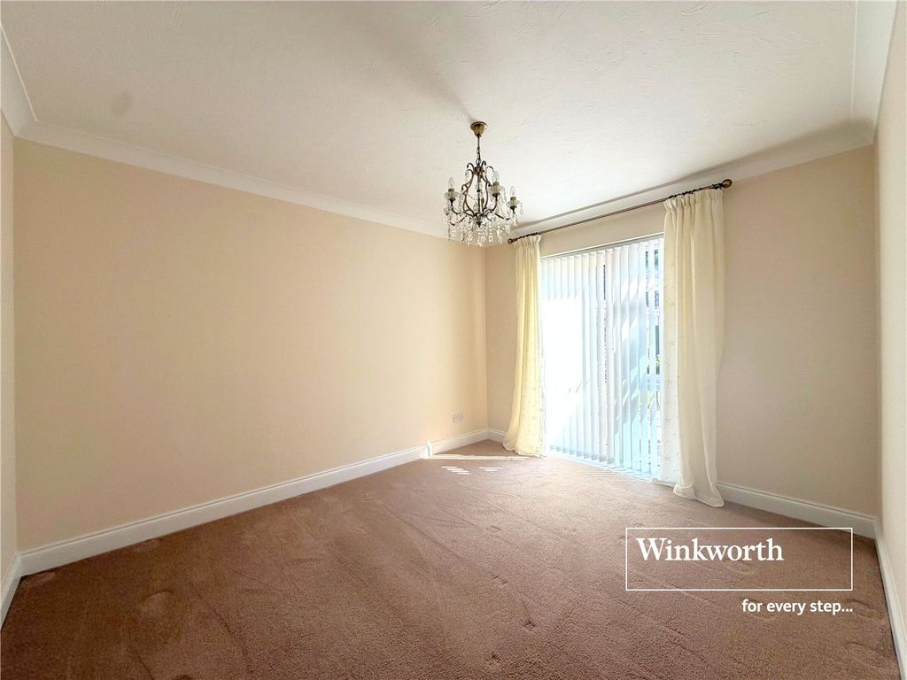 Property photo 3 of 6 Picture No. 08