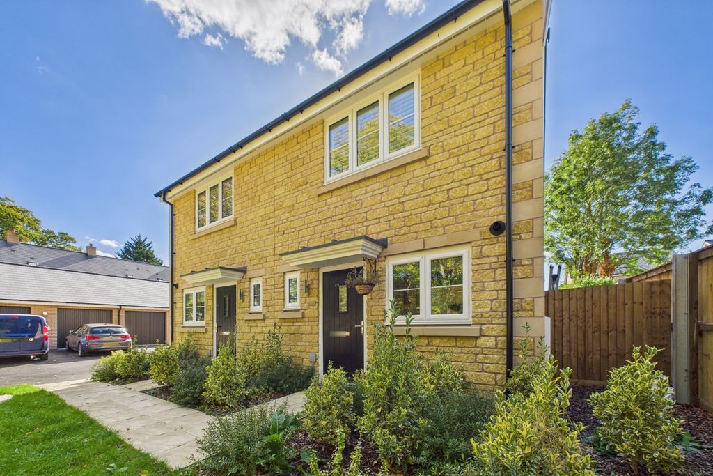 Property photo 1 of 21 View Of Property From The Front