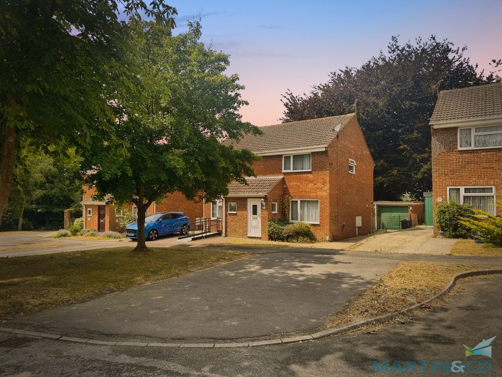 Property photo 1 of 13 Duskshots-B203d6Bd_1082c2F7-D-4963