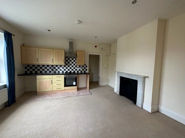 Property photo 2 of 6 1 (5)