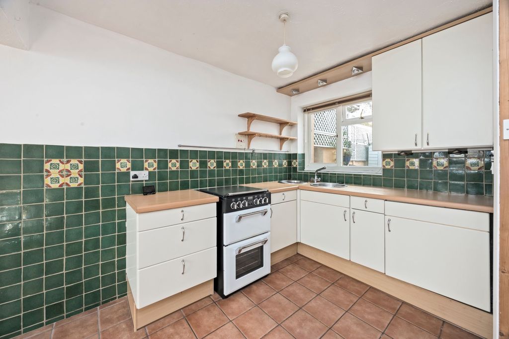 Property photo 2 of 22