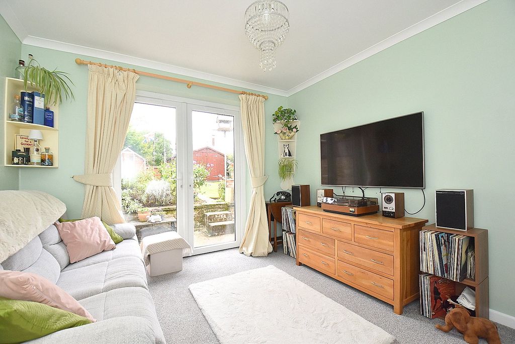 Property photo 2 of 10 Picture No. 06