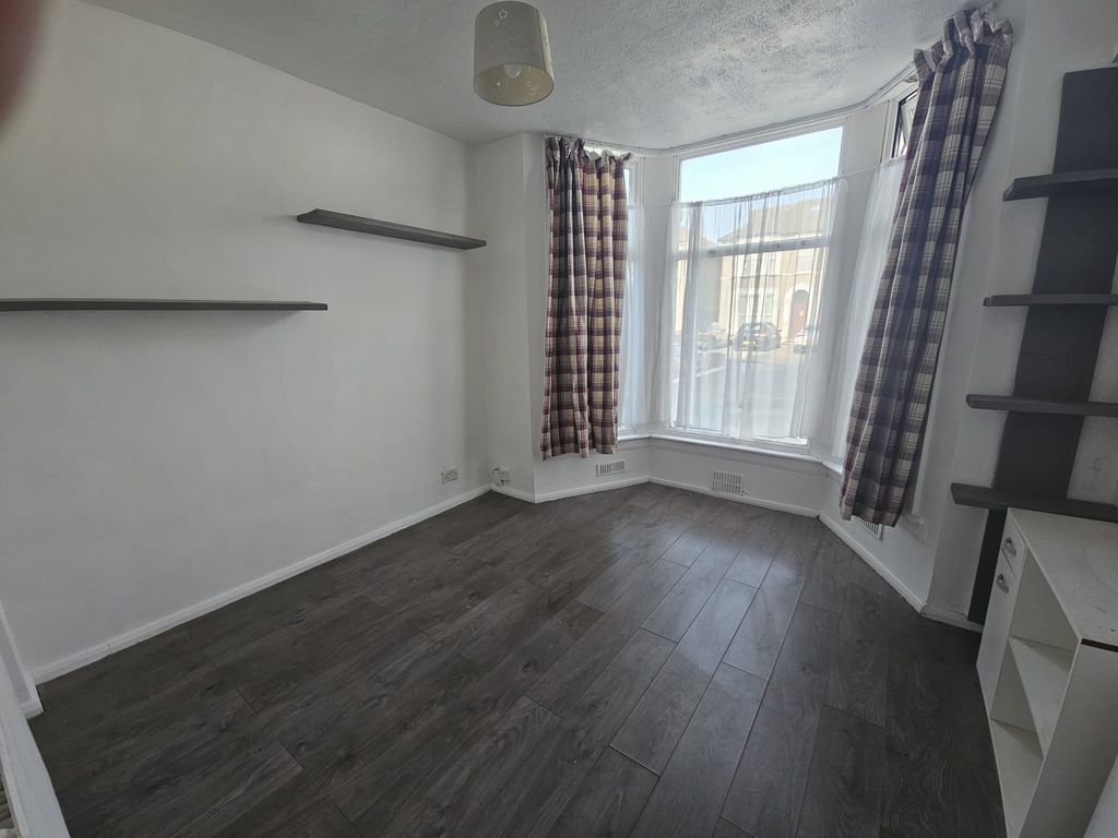 Property photo 2 of 2