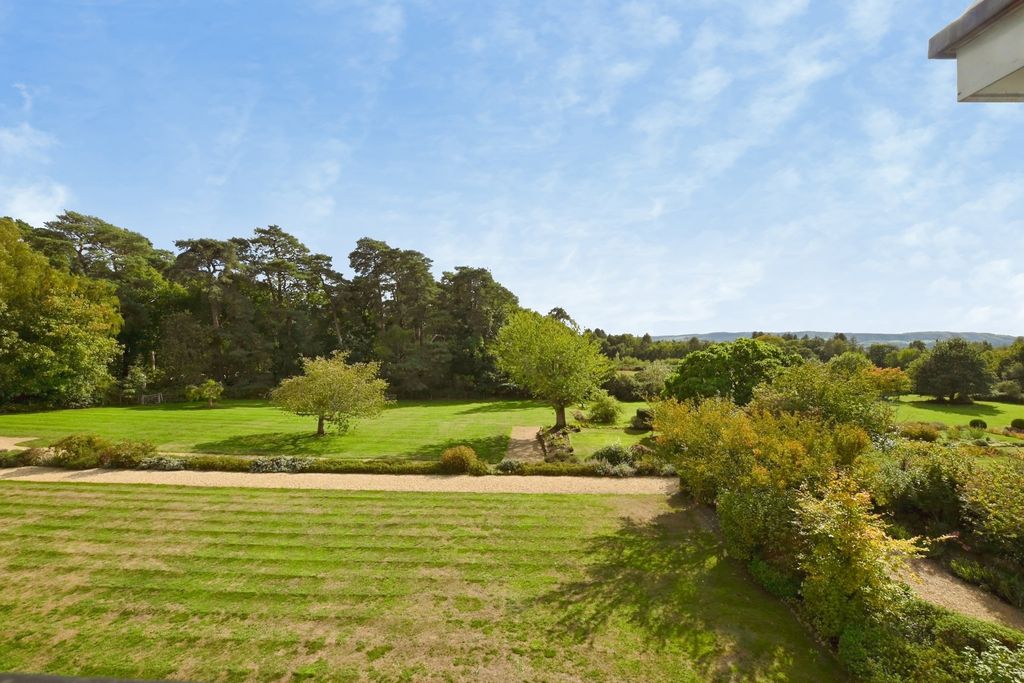 Property photo 3 of 12 Pbox-Img.Jpg