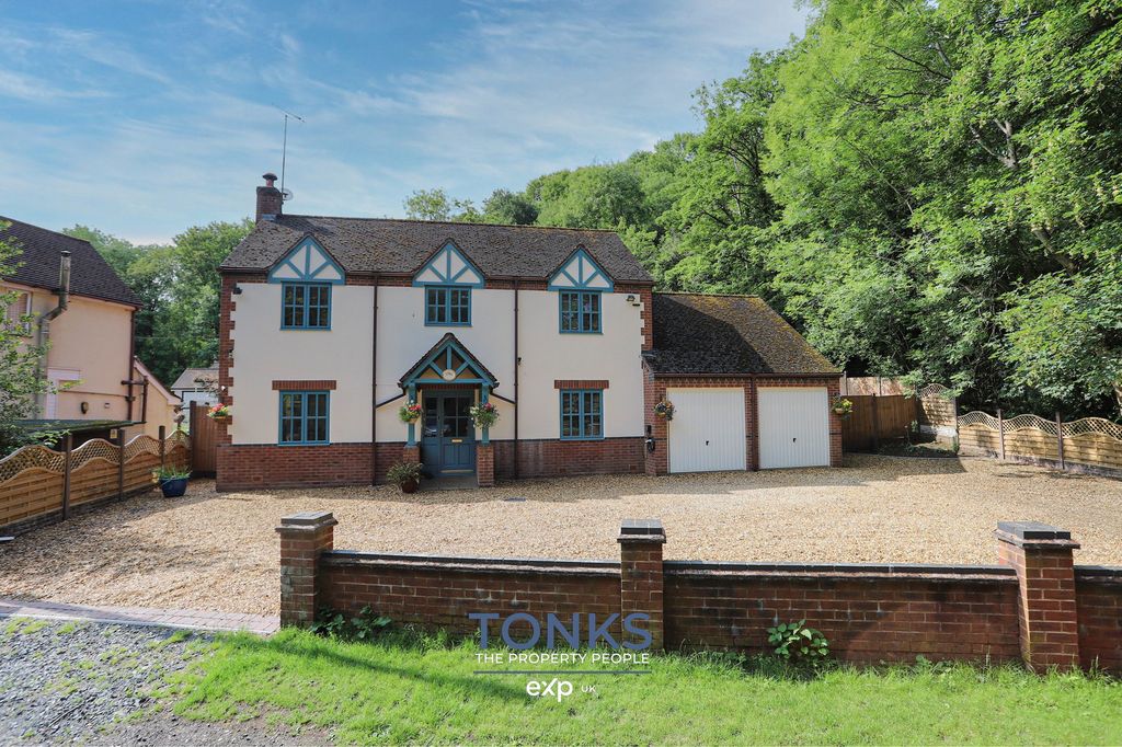Property photo 1 of 27