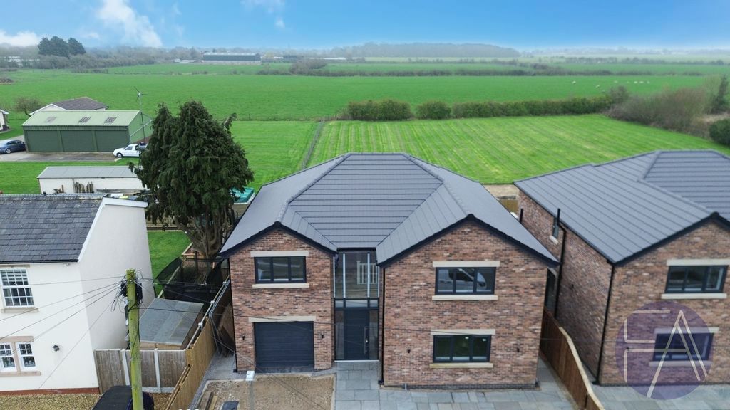 Property photo 1 of 52 4977701