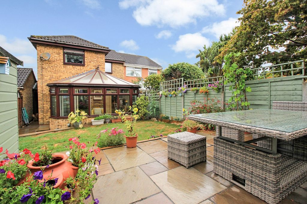 Property photo 2 of 16