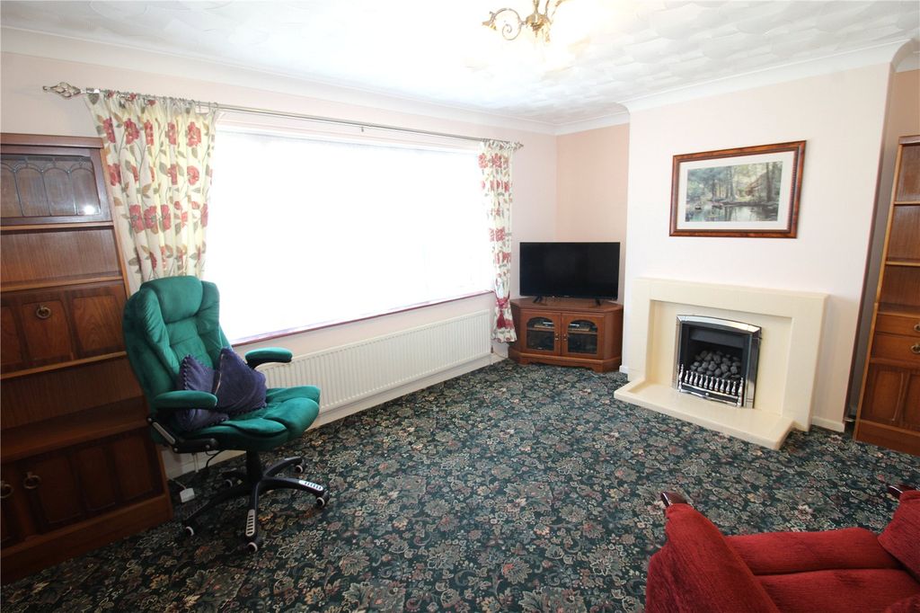 Property photo 3 of 14 Picture No. 13
