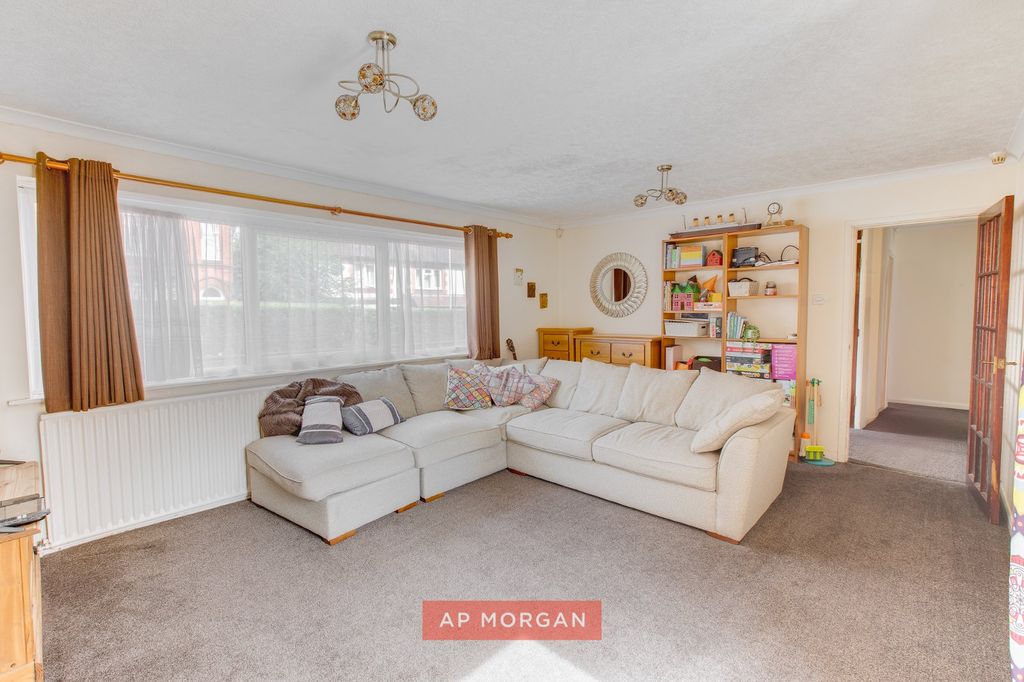 Property photo 3 of 15 Picture No. 03