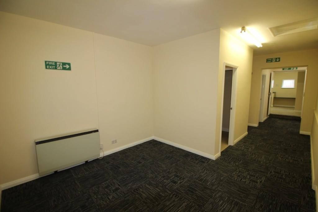 Property photo 2 of 6 Gallery