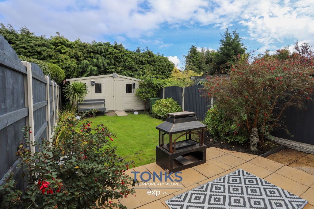 Property photo 2 of 14