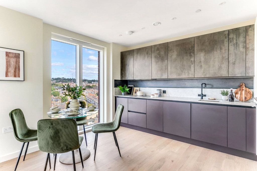 Property photo 2 of 10 Picture No. 04