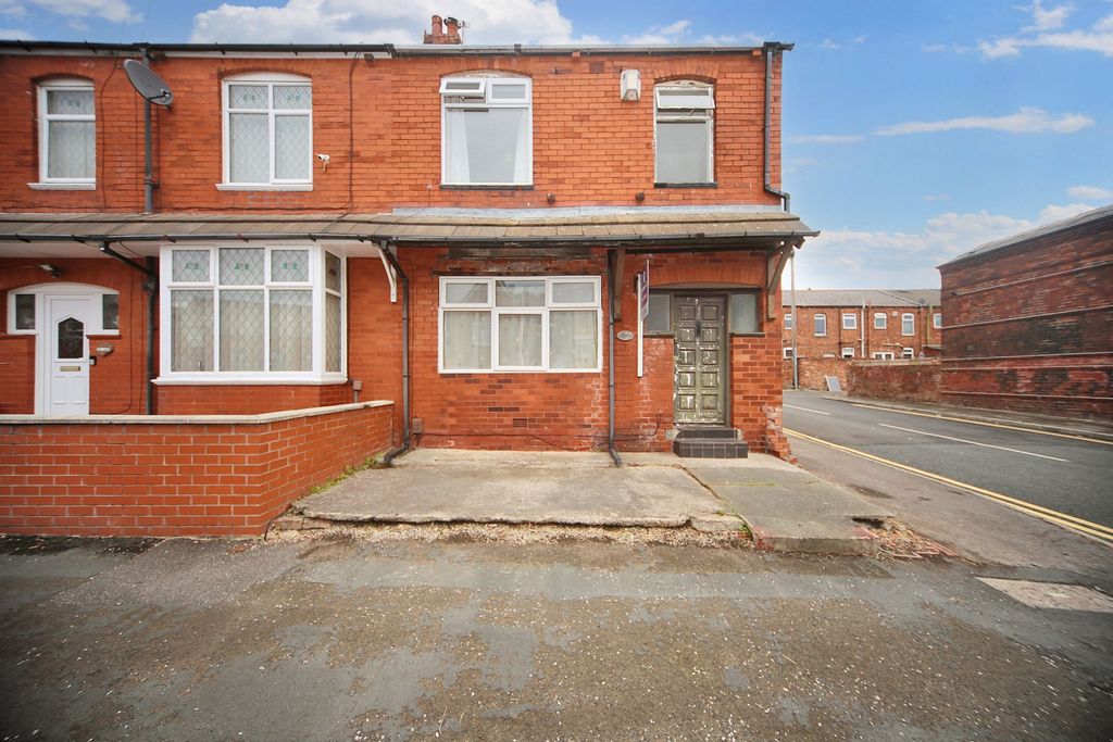 Property photo 1 of 24