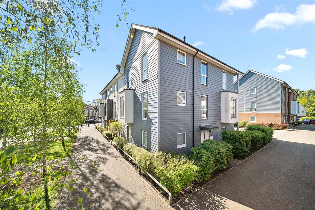 Property photo 1 of 23 Picture No. 18