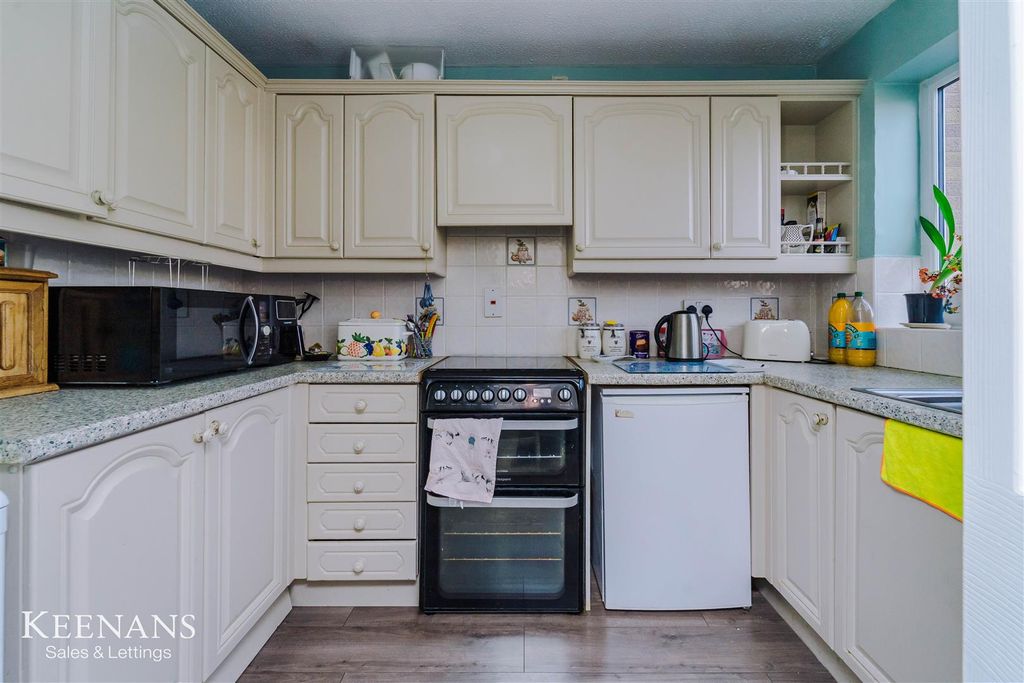 Property photo 3 of 21 4.Jpg