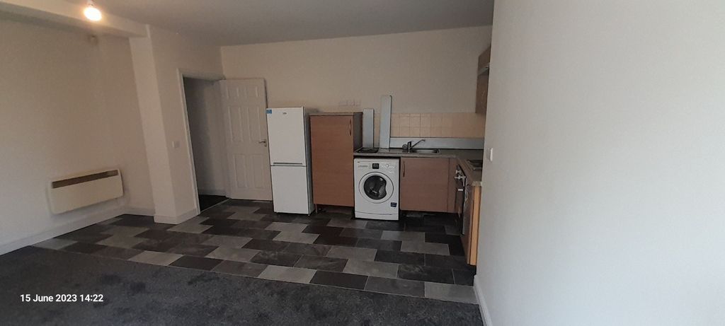 Property photo 2 of 28 Gallery