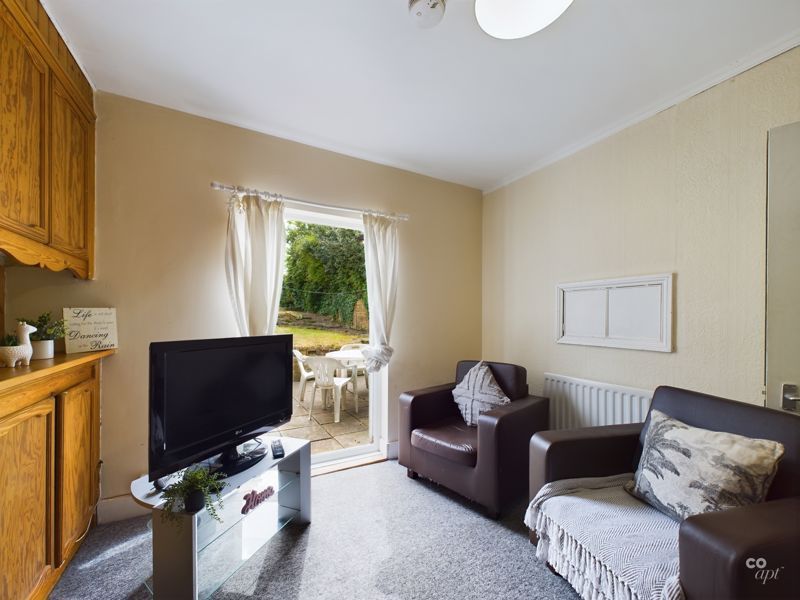 Property photo 3 of 11 Photo 27