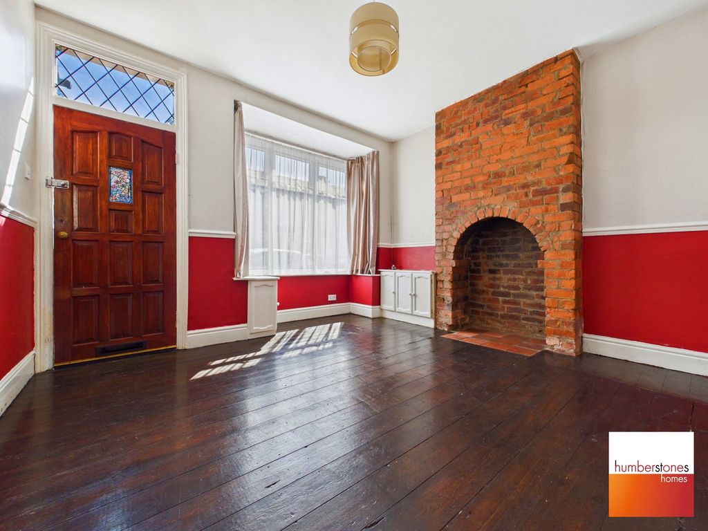 Property photo 2 of 12