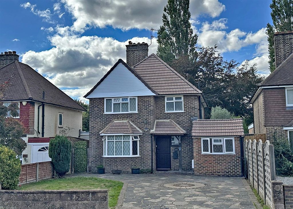 Property photo 1 of 23