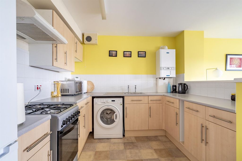 Property photo 3 of 10 4-_Dsc6030-Hdr.Jpg