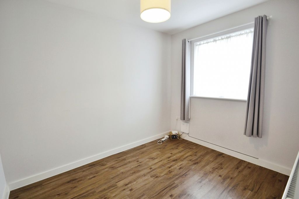 Property photo 3 of 26 Gallery
