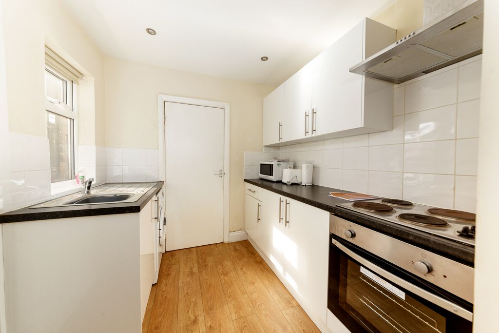 Property photo 2 of 5 11 Shortridge Terrac