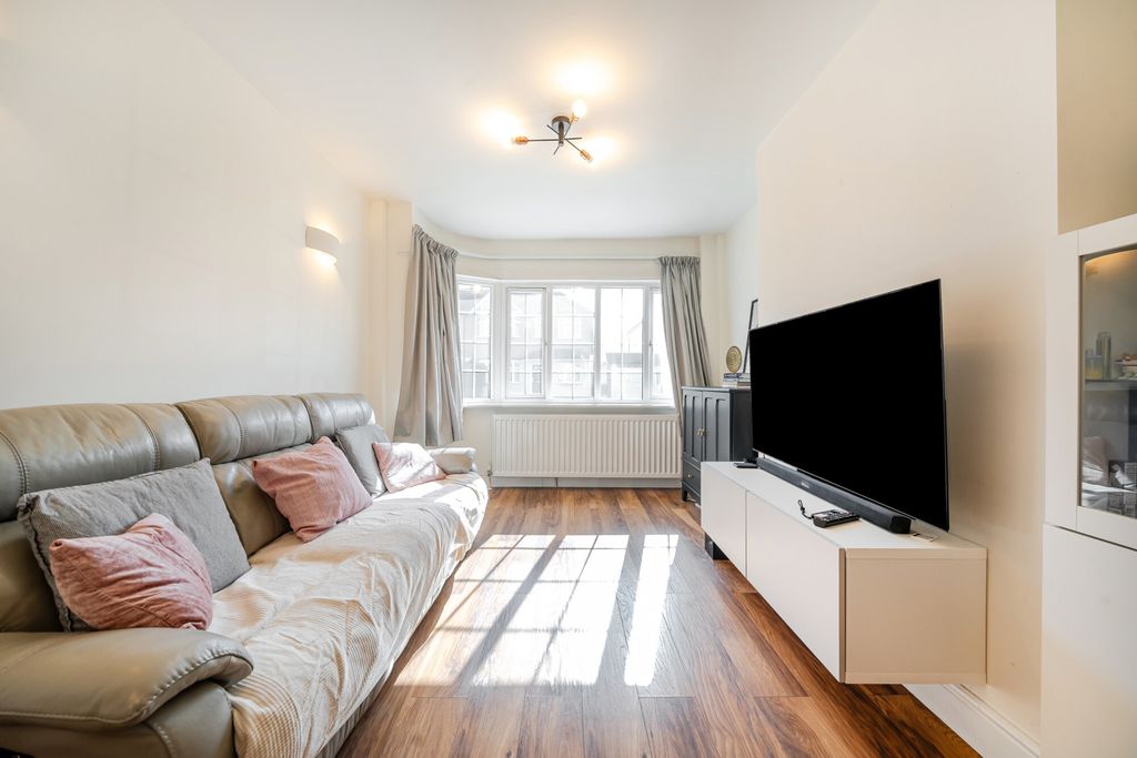 Property photo 2 of 17 1263103 (2).Jpg
