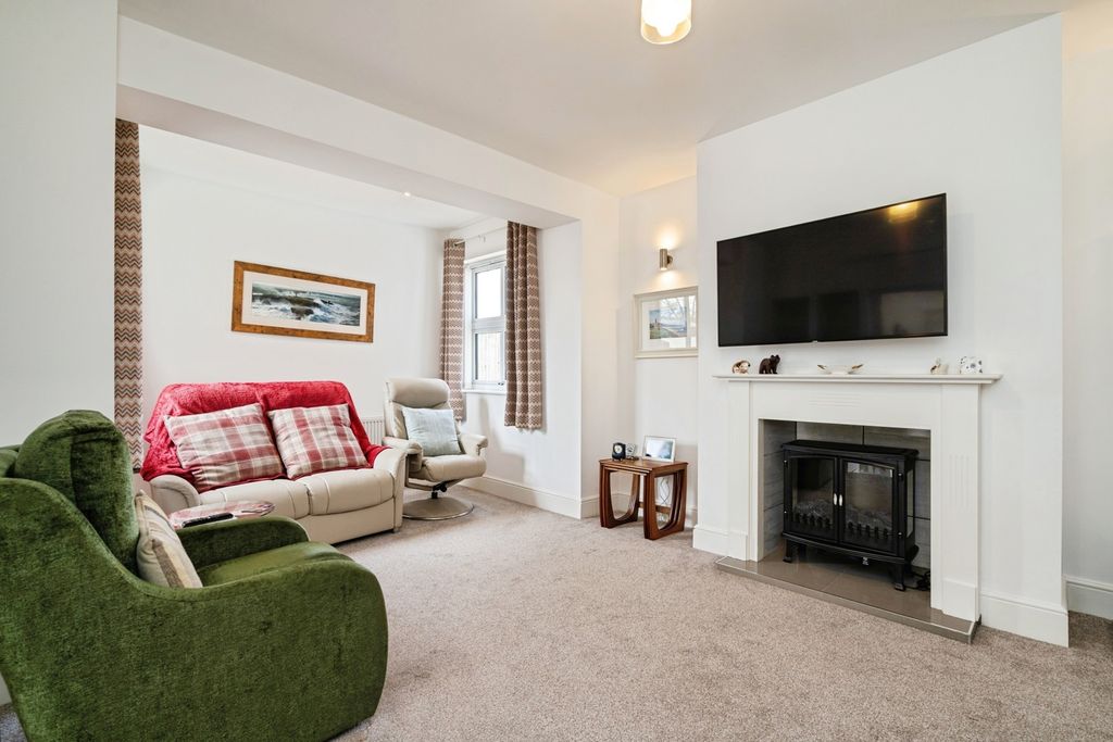 Property photo 3 of 22 Pbox-Img.Jpg