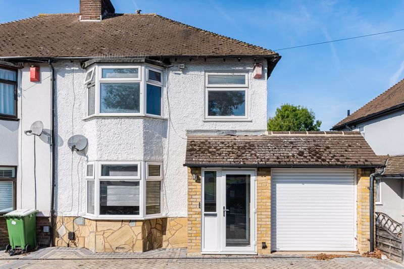 Property photo 1 of 14 External