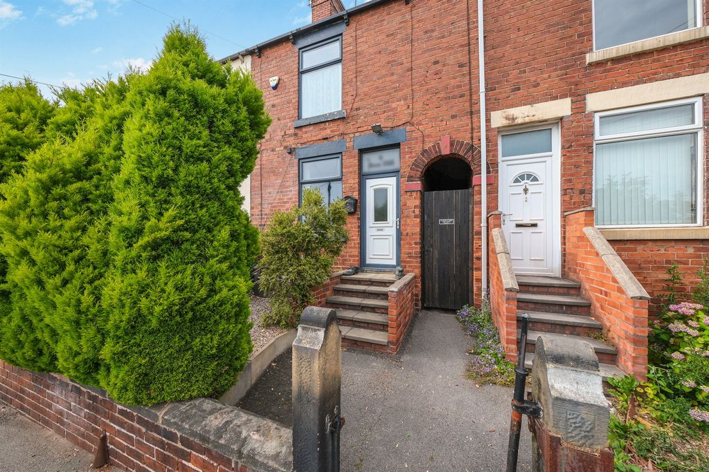 Property photo 1 of 17