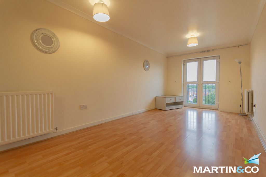 Property photo 3 of 7