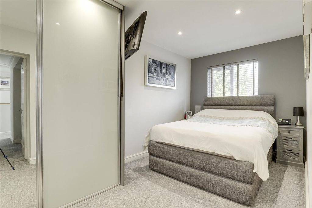 Additional image 17 of 4 bed detached house for saleCheriton Drive, Ilkeston DE7
