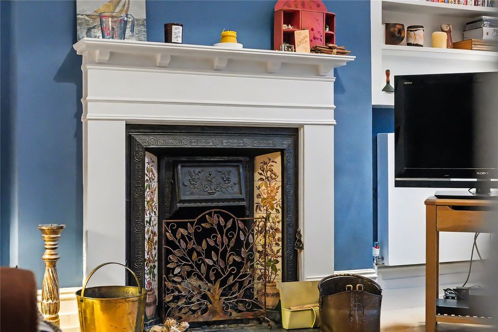 Property photo 3 of 28 Picture No. 12