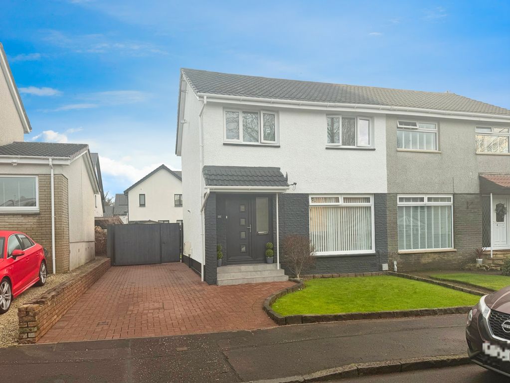 Property photo 1 of 18