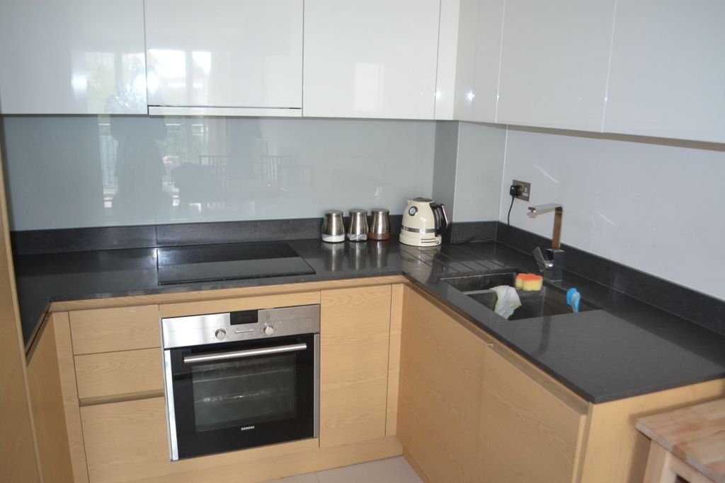 Property photo 3 of 5 Kitchen