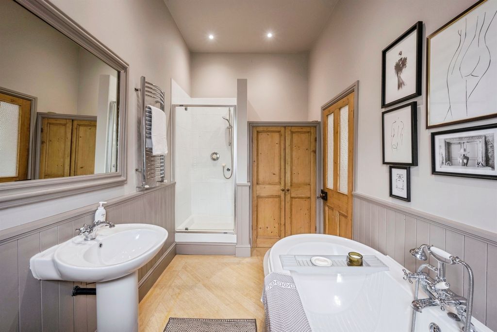 Additional image 9 of 5 bed semi-detached house for saleSt. Marys Road, Tickhill, Doncaster DN11