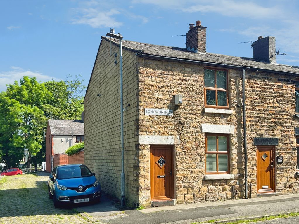 Property photo 1 of 17 External