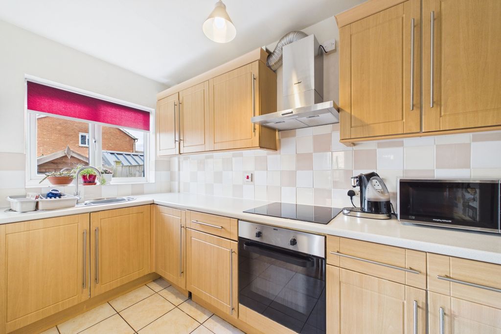 Property photo 1 of 12 Cam02279G0-Pr0054-Still003