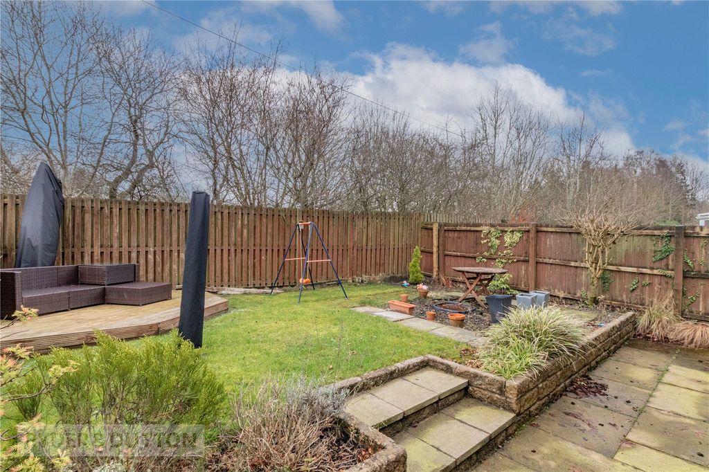 Property photo 2 of 25 Rear Garden