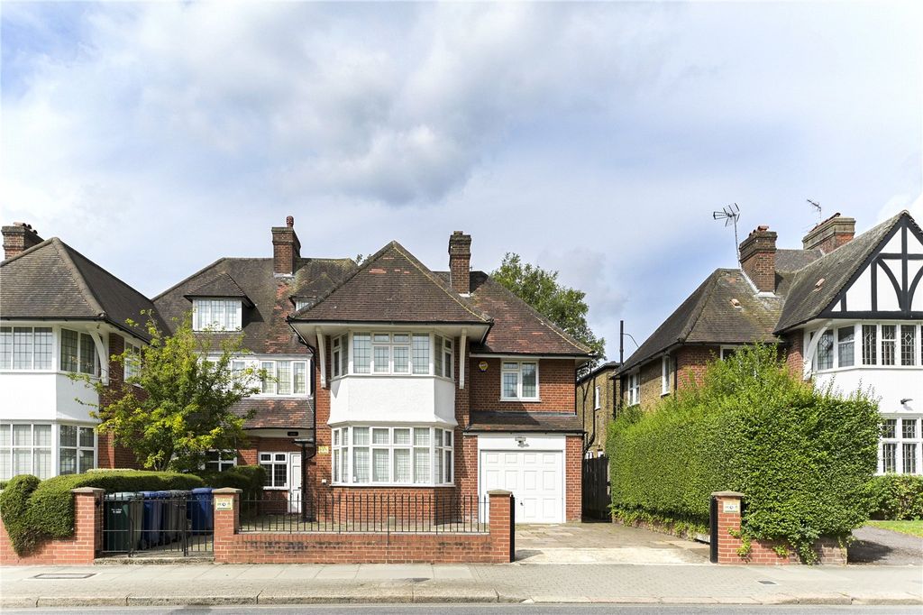 Property photo 1 of 25 Picture No. 38