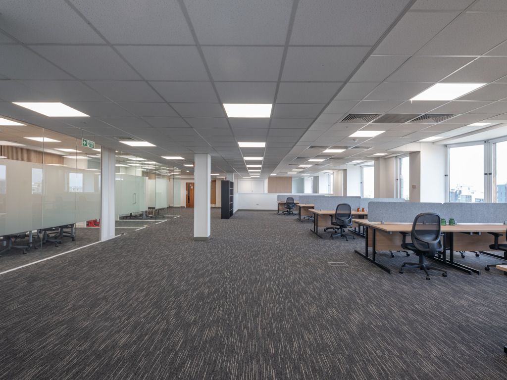 Property photo 3 of 9 Photo 7