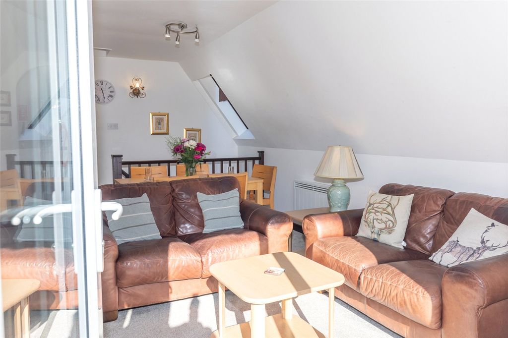 Property photo 3 of 13 Picture No. 19