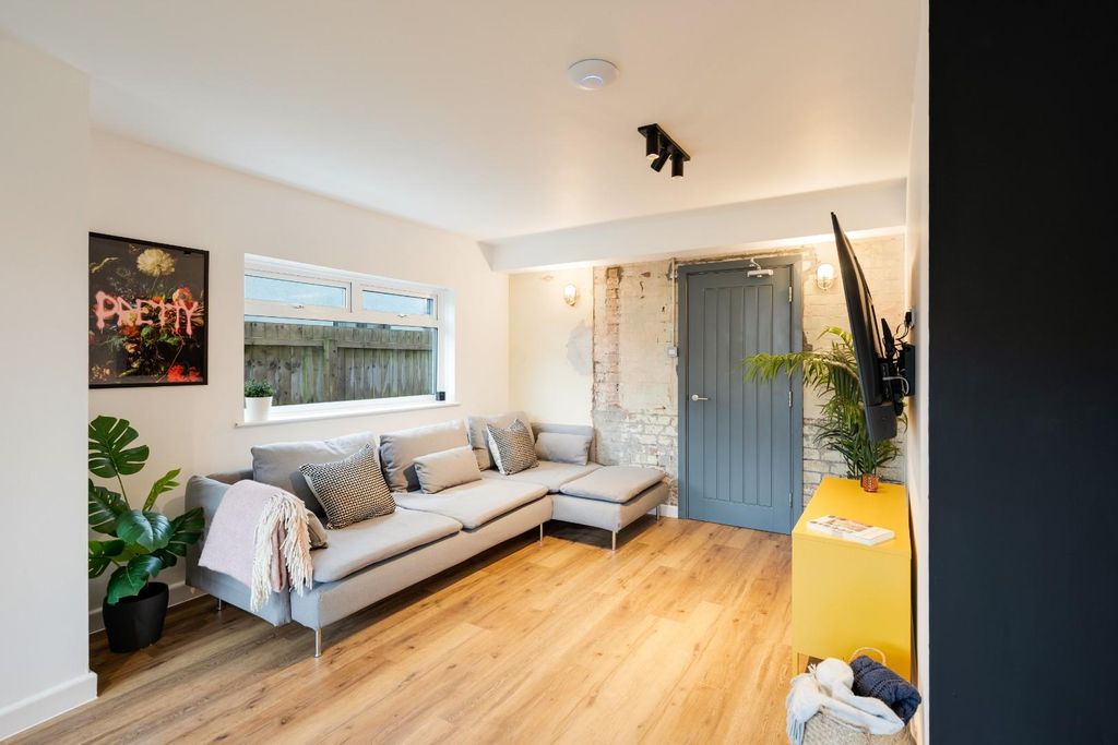 Property photo 1 of 13 1.Jpg