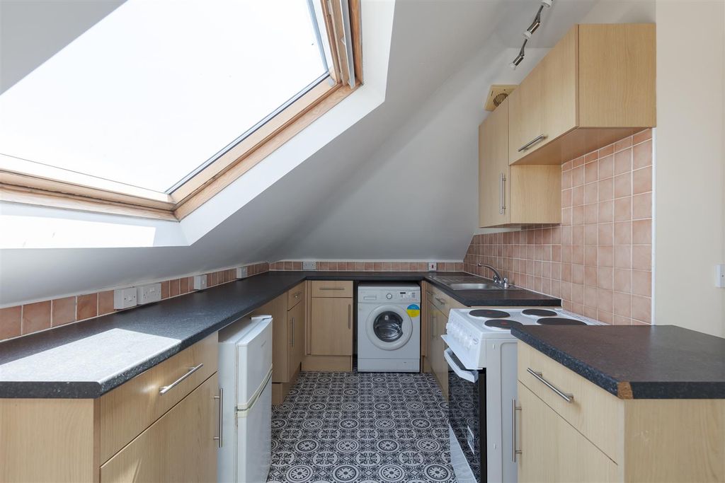 Property photo 3 of 10 094A9725-Hdr.Jpg