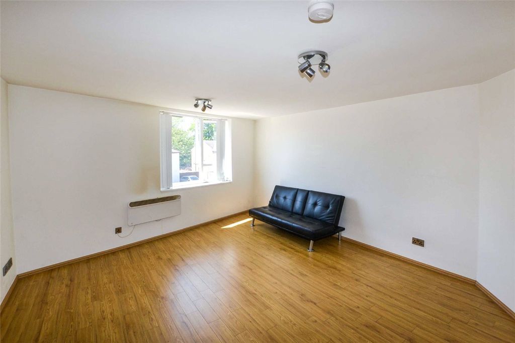 Property photo 2 of 6 Picture No. 03