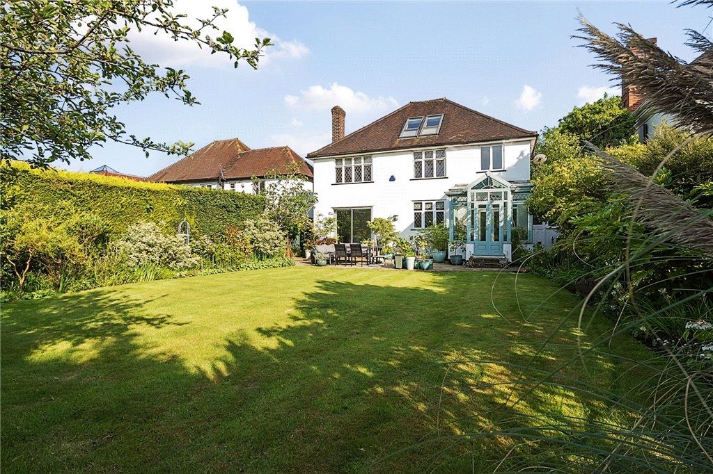Property photo 1 of 23 25