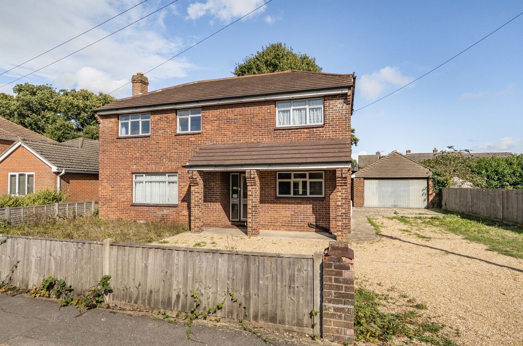 Property photo 1 of 14 1355435-4-68c4512...