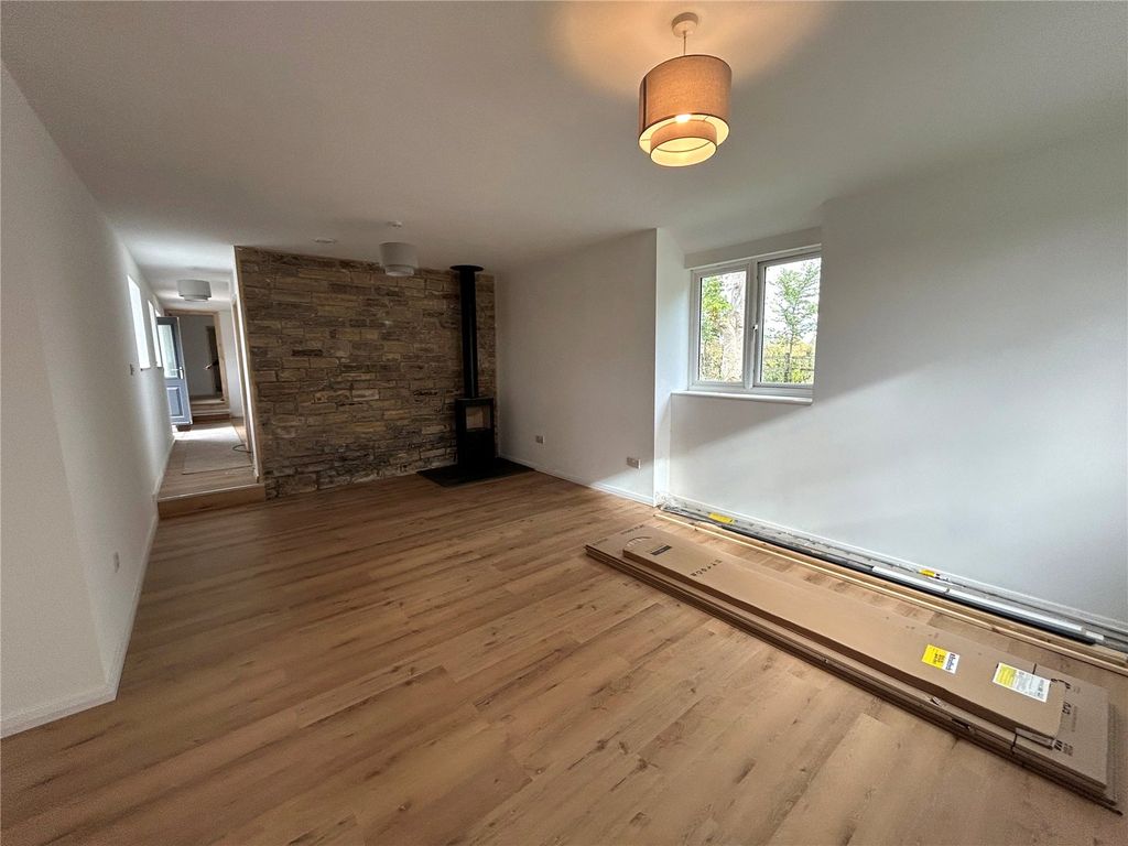 Property photo 3 of 3 Picture No. 03